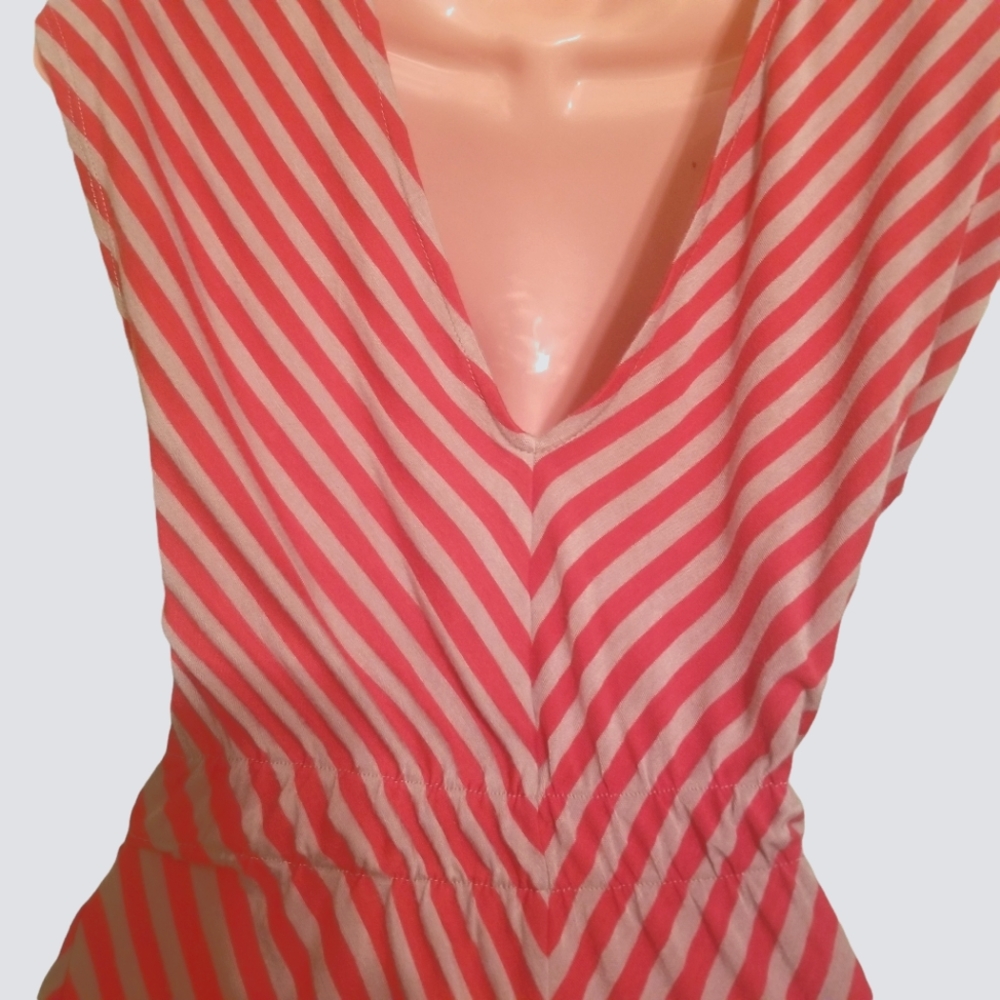Charlotte Russe Red & White Striped Patterned High Low Dress Size Small - Picture 8 of 10
